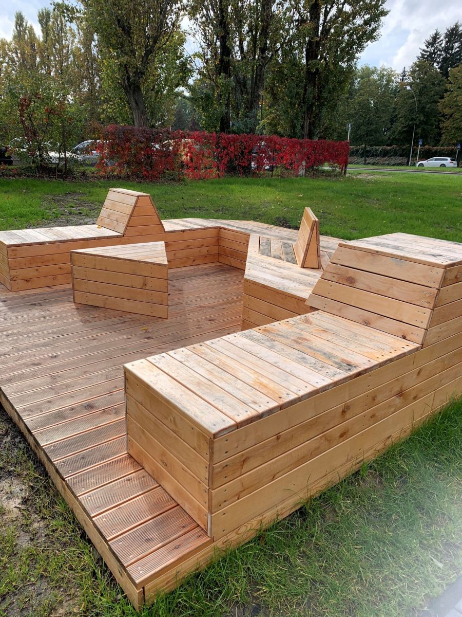 Parklet w parku kieszonkowy przy ul. Kurpiowskie   