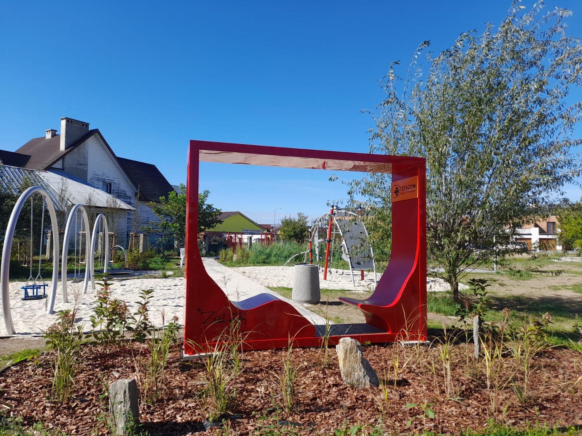 Ogr&oacute;d kieszonkowy przy ul. Sikorskiego