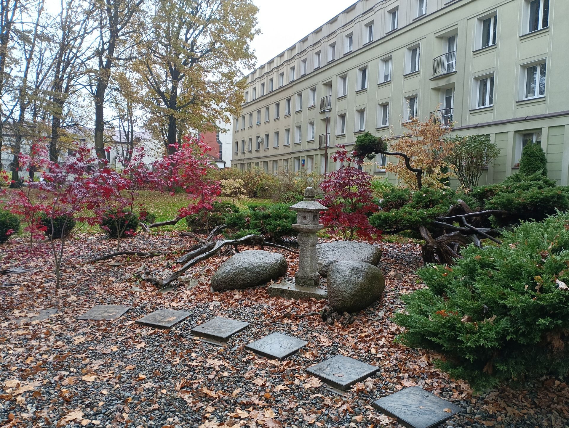 Park Inwalid&oacute;w Wojennych &ndash; Ogr&oacute;d japoński