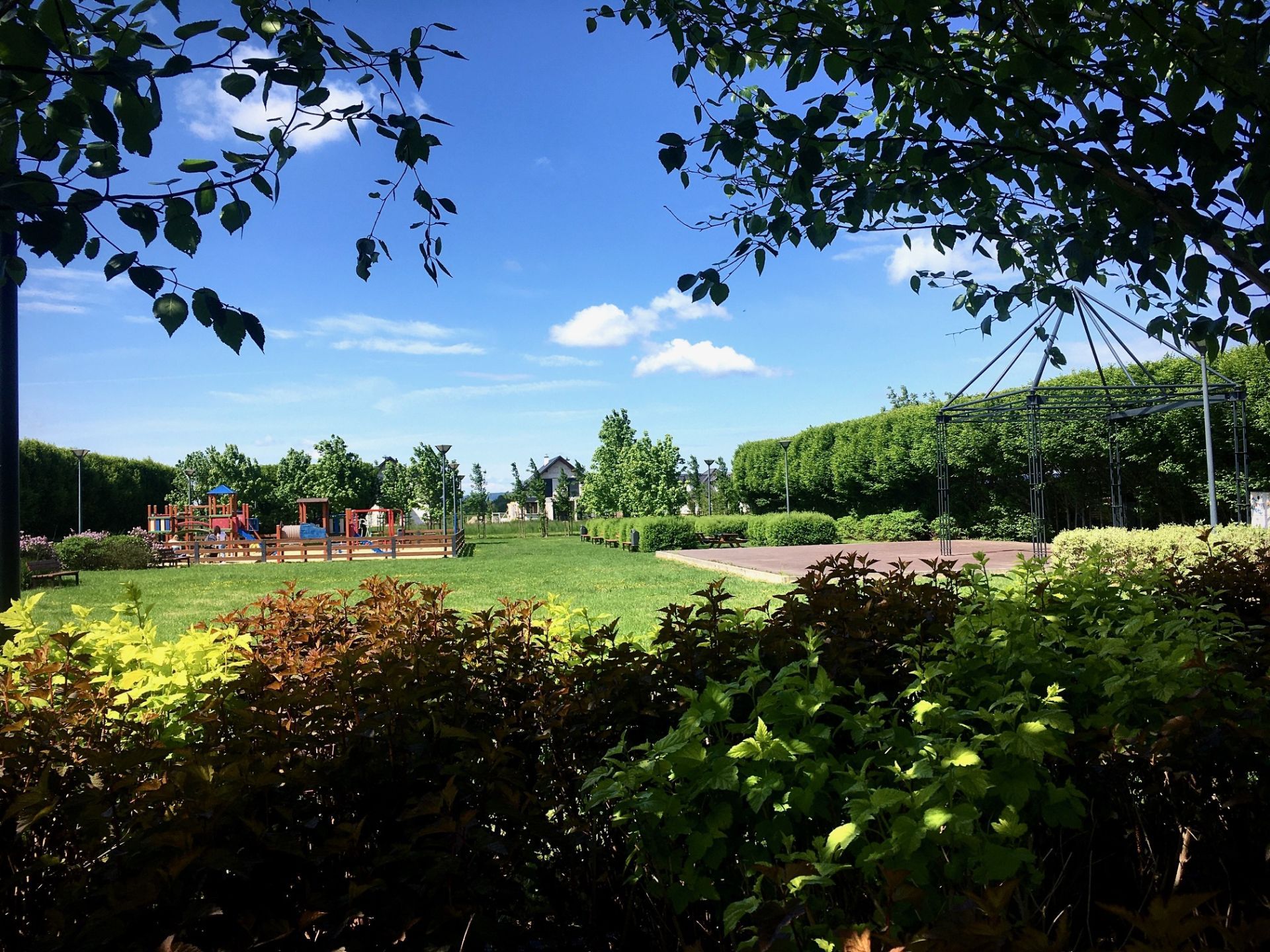 Plac zabaw na Osiedlu Biała